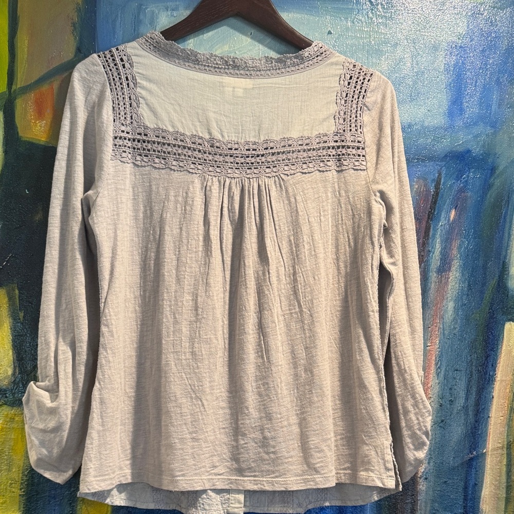 Meadow Rue - Anthropologie light gray Lace Detail Top women’s medium - Picture 6 of 16